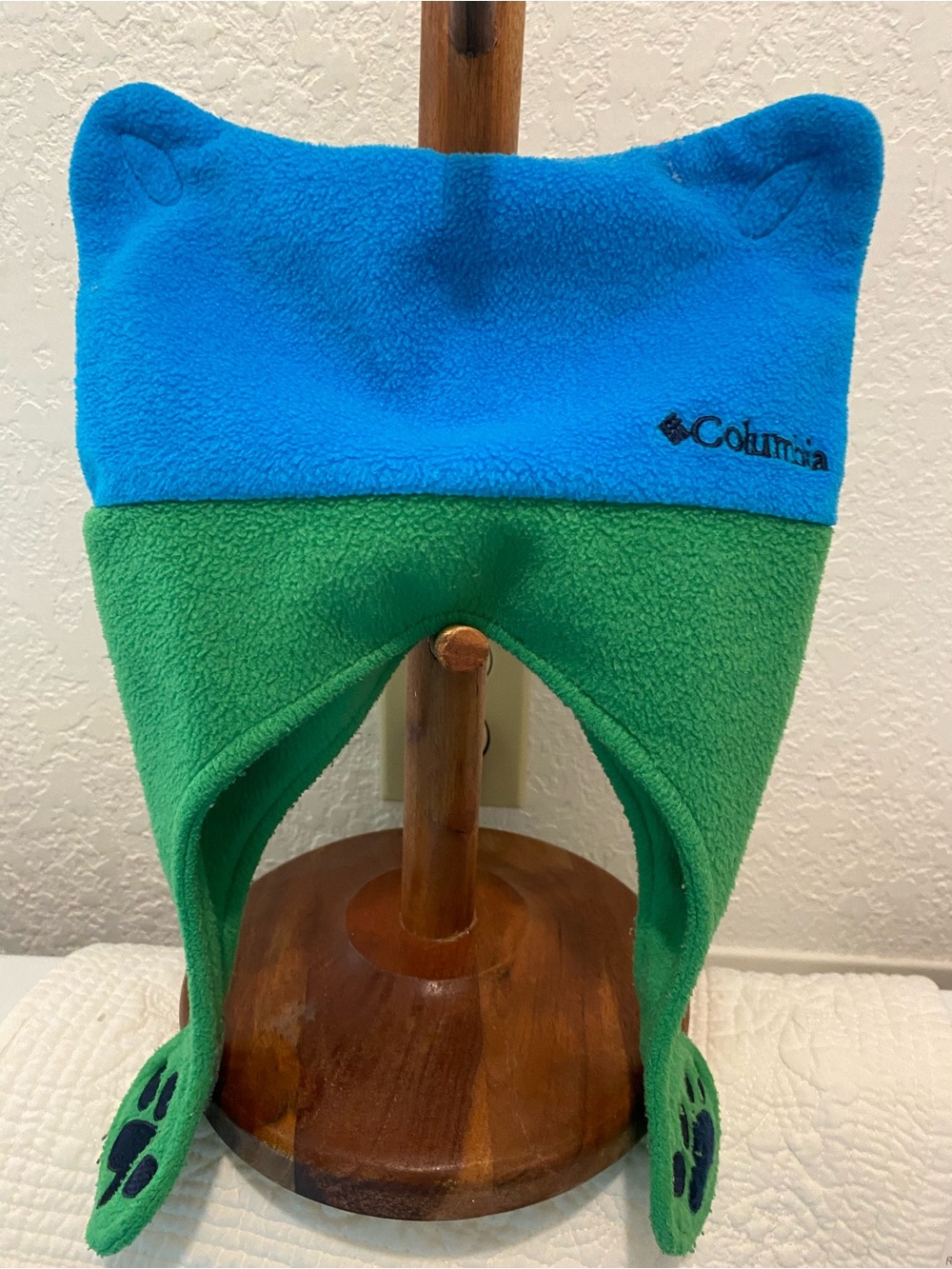 COLUMBIA Toddler “Fleece Paw Print EarFlap Cap” Size 0-5 Green/Blue EUC